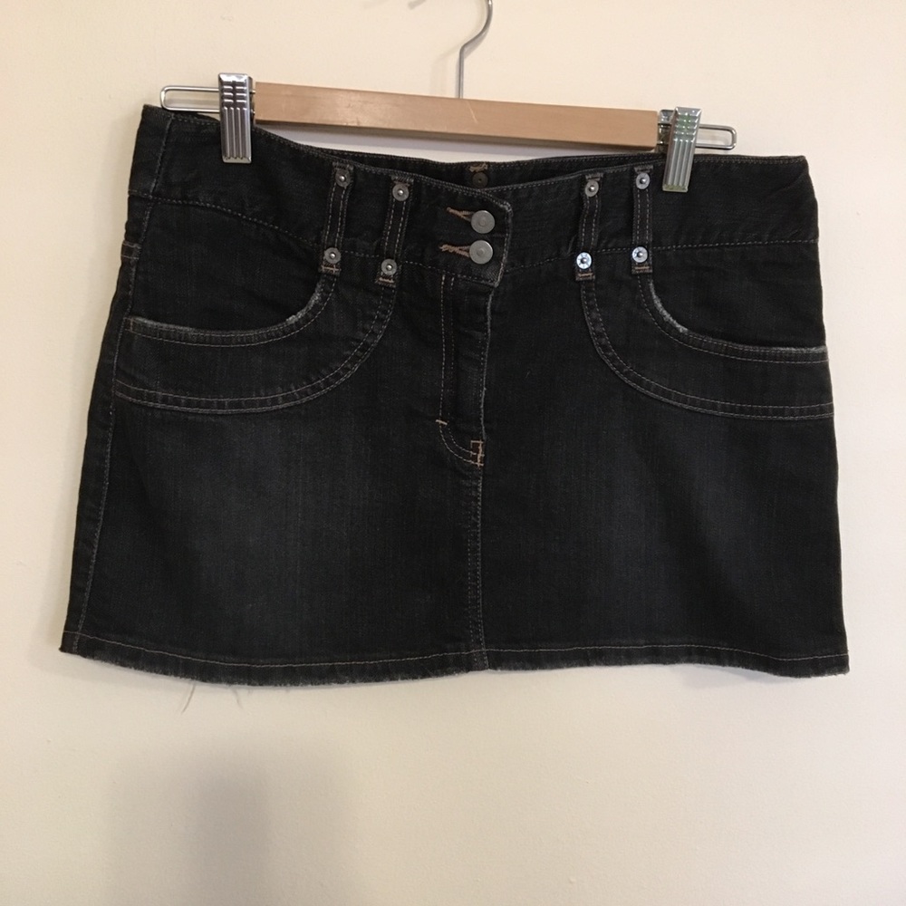 The perfect denim mini skirt.